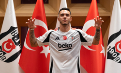 Beşiktaş, Emirhan Topçu'yu transfer etti