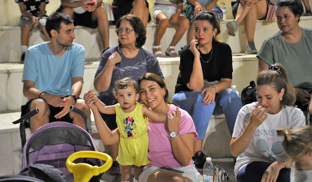 Bornova yaz dinletileri Çamdibi Atatürk Parkı’nda başladı!