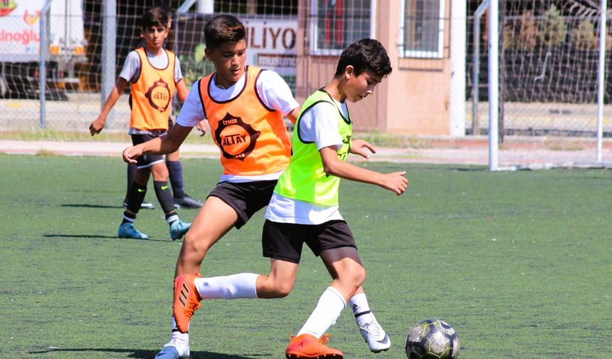 Altay SK Altyapı Yönetiminden sahte spor okullarına sert uyarı!